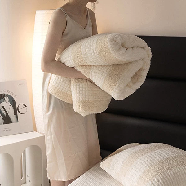 Thickened Striped Blanket - Image 9
