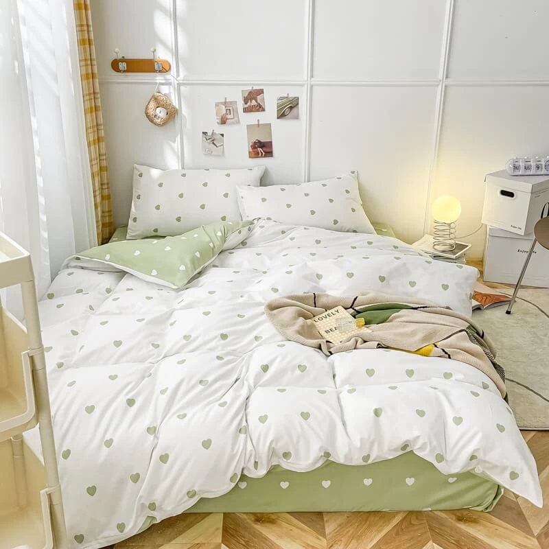 Love Hearts Bedding Set - Image 11