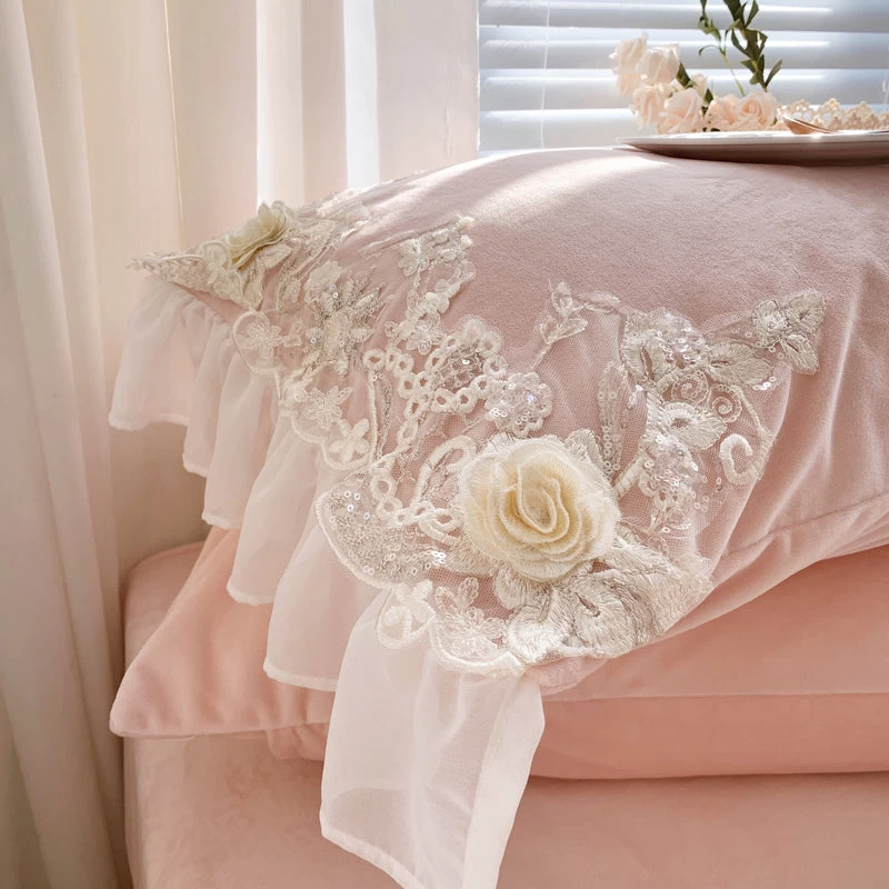 French-style Princess Floral Embroidery Milk Velvet Lace Bedding Set With Lace Trim - Image 14