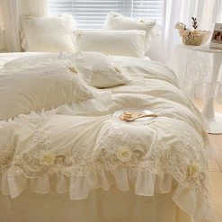 French-style Princess Floral Embroidery Milk Velvet Lace Bedding Set With Lace Trim