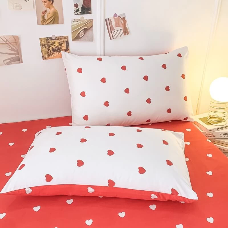 Love Hearts Bedding Set - Image 3
