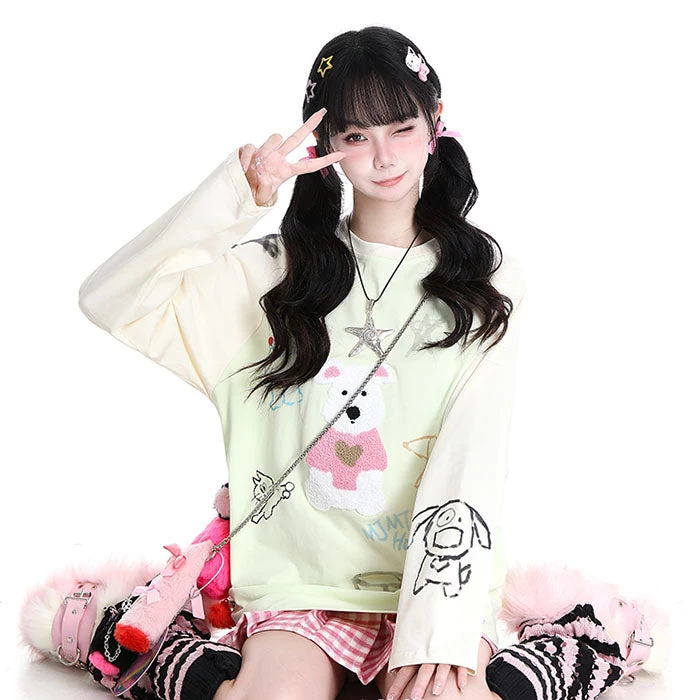 Cartoon Bear Print Long Sleeve Round Collar Hoodie - Image 3
