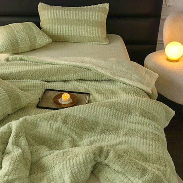 Thickened Striped Blanket - Image 4