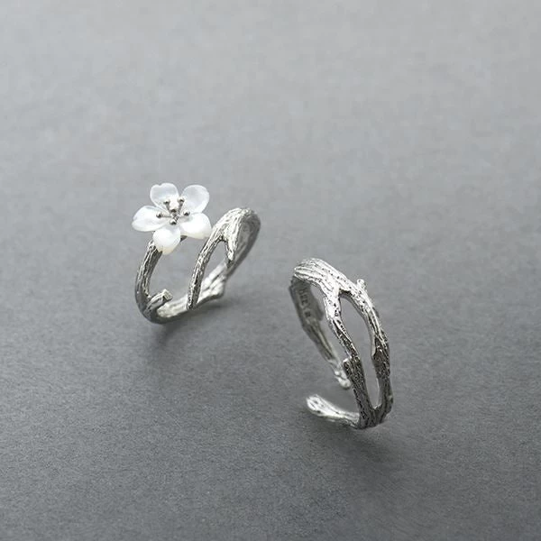 White Cherry Blossom Silver Ring - Image 5
