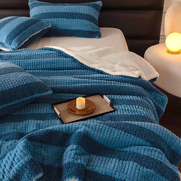 Thickened Striped Blanket - Image 8
