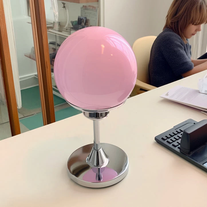 Lollipop Inspired Table Lamp - Image 9