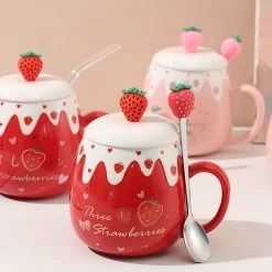 Cute Strawberry Cup With Spoon