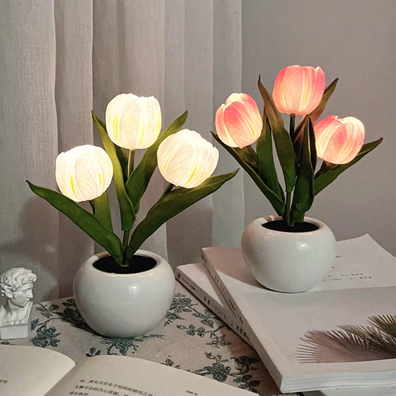 Tulips Table Lamp - Image 3