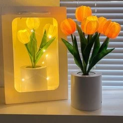 Tulip Table Lamp - Pink - White